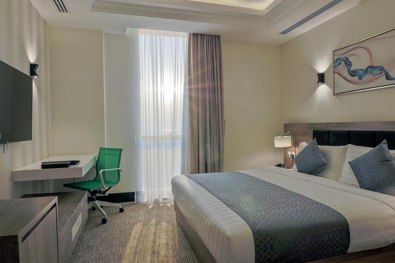 The Proud Hotel Al Khobar Esterno foto