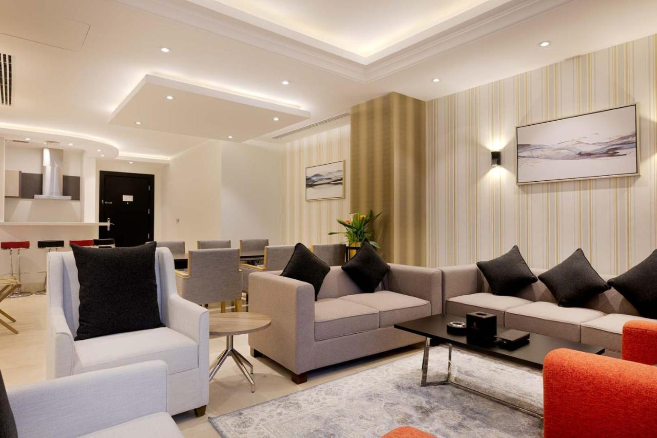 The Proud Hotel Al Khobar Esterno foto