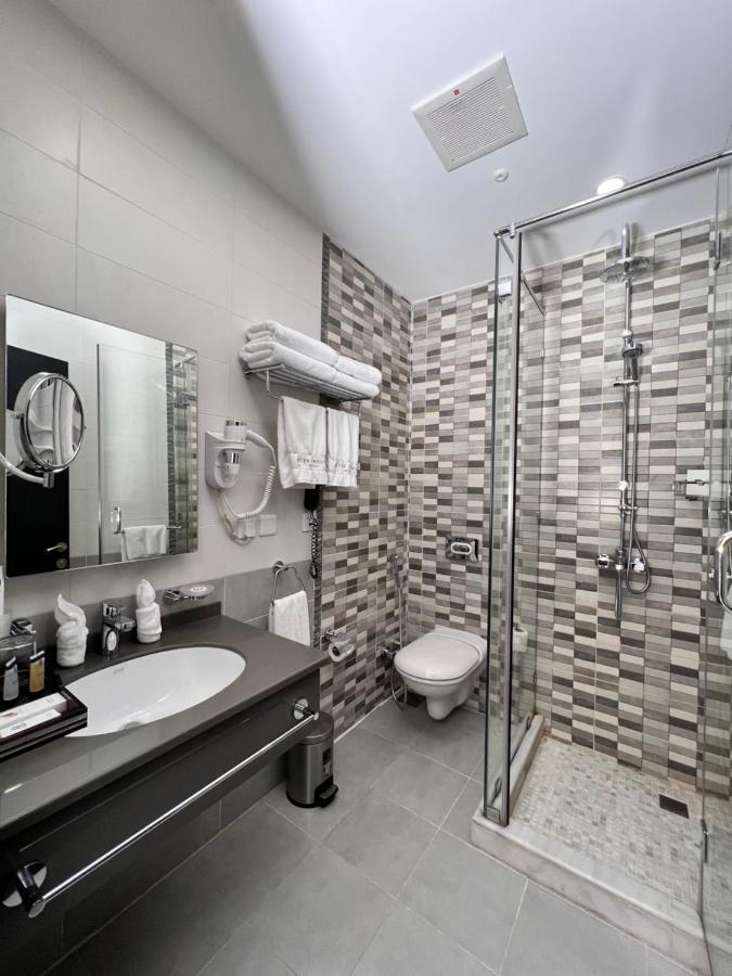 The Proud Hotel Al Khobar Esterno foto