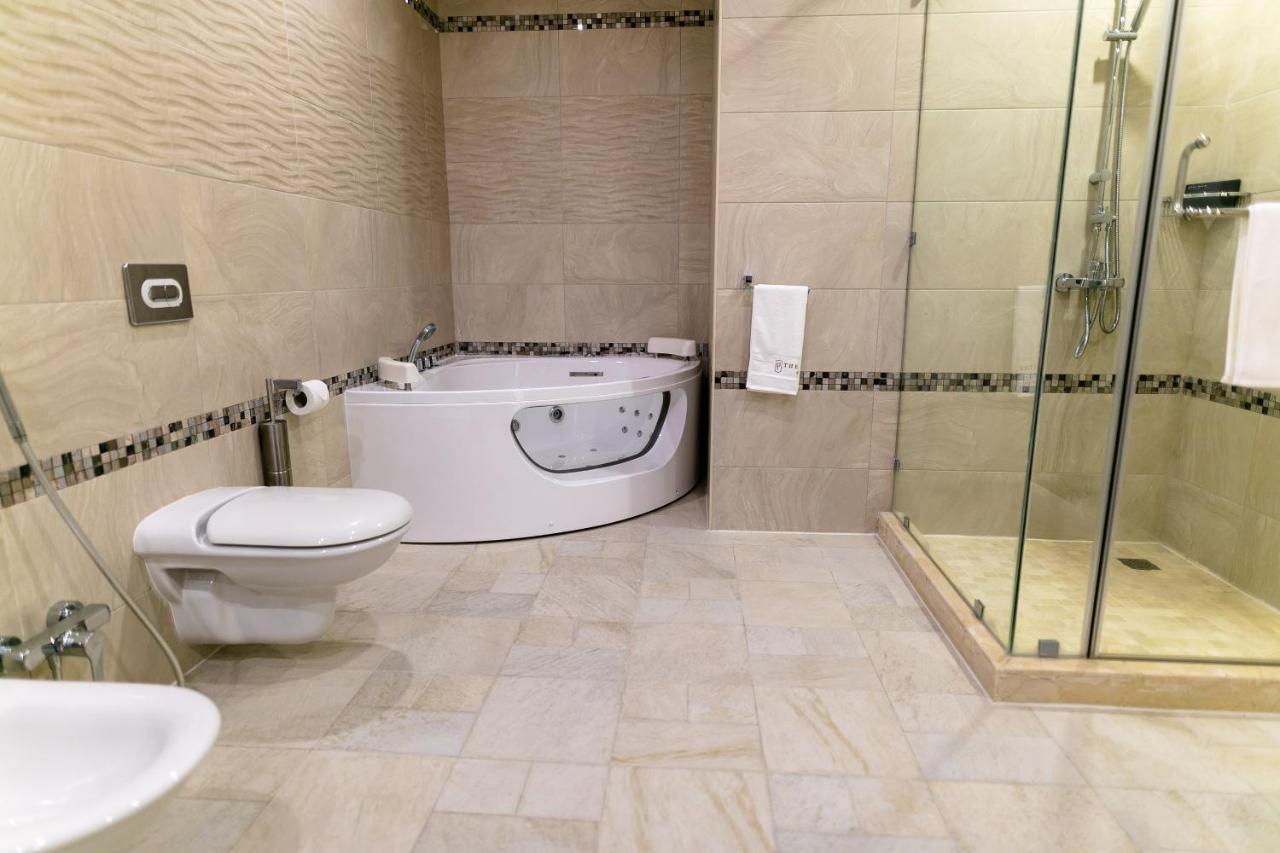 The Proud Hotel Al Khobar Esterno foto